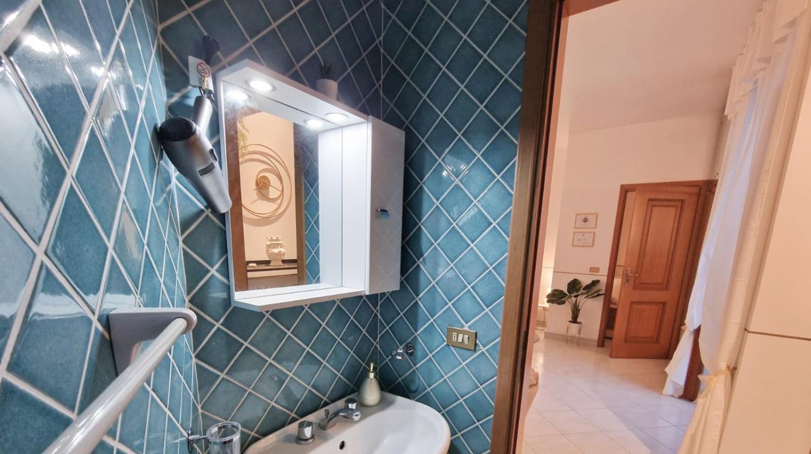 Politeama Dependance Apartment Палермо Екстериор снимка